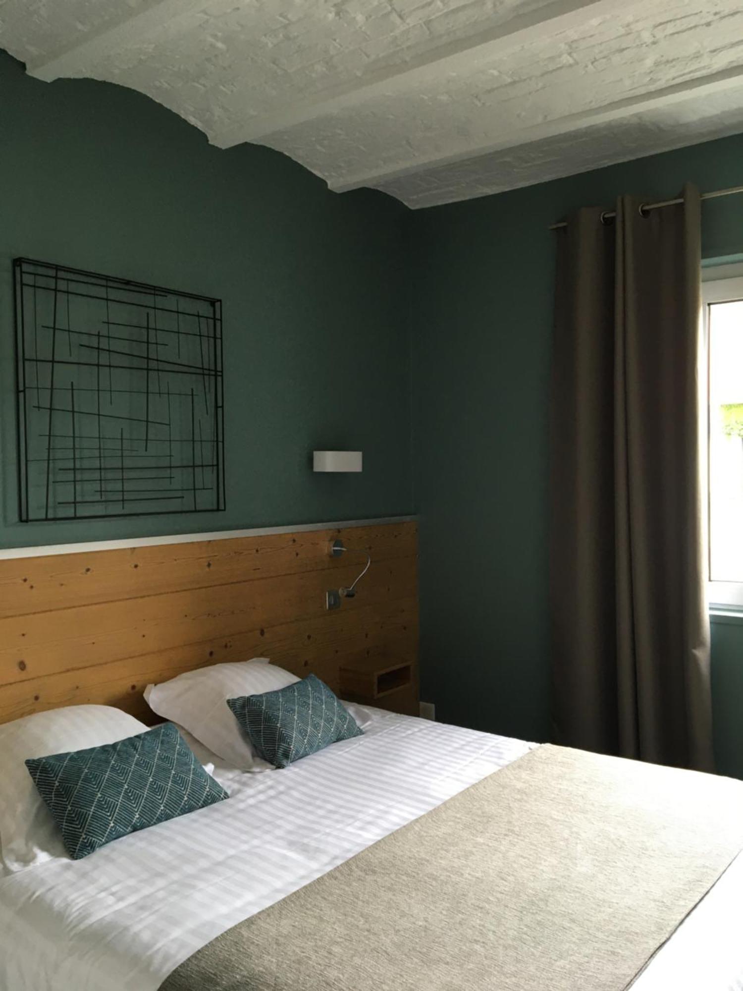 Hotel Logis & Restaurant - Le Manoir De Gavrelle