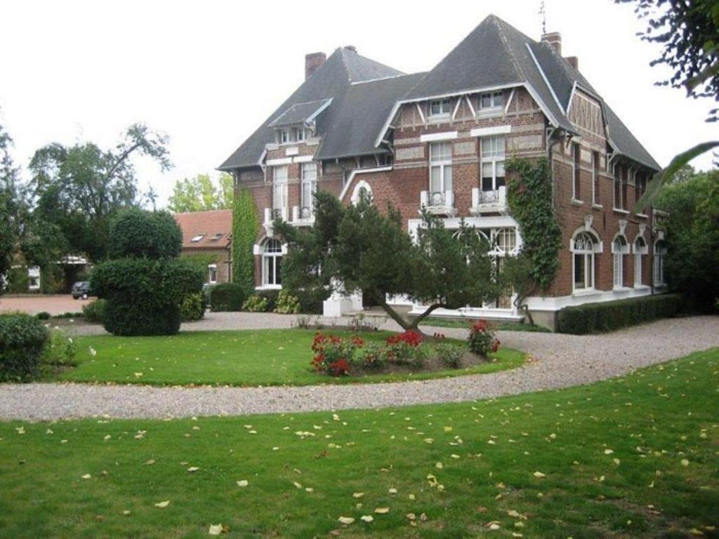 Hotel Logis & Restaurant - Le Manoir De