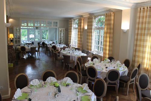 Hotel Logis & Restaurant - Le Manoir De