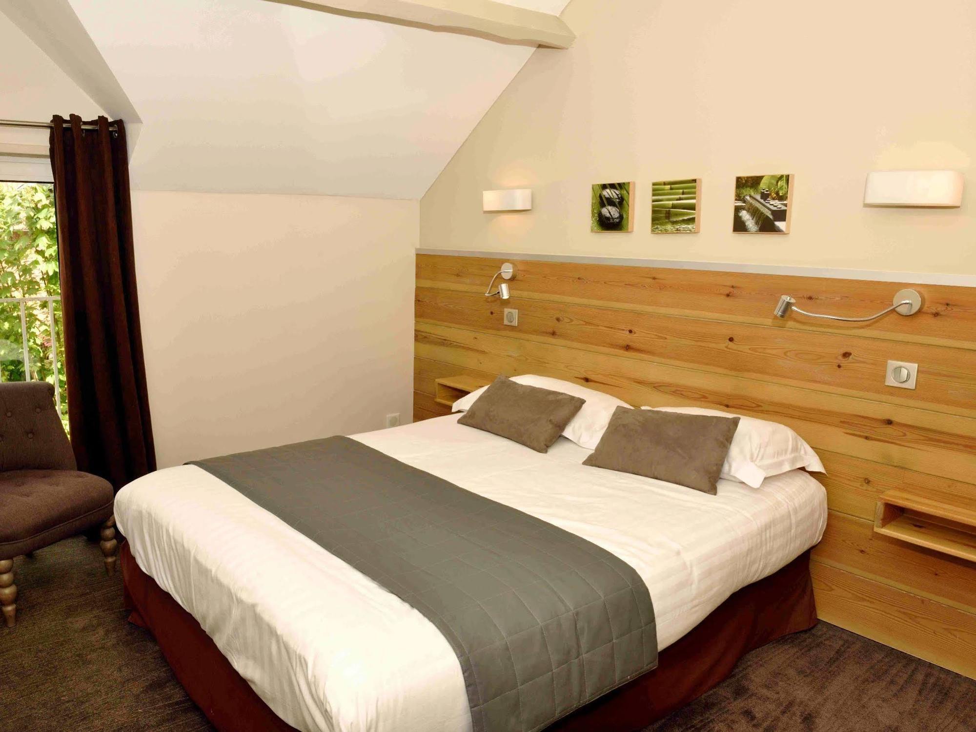 Logis & Restaurant - Le Manoir De Hotel Gavrelle