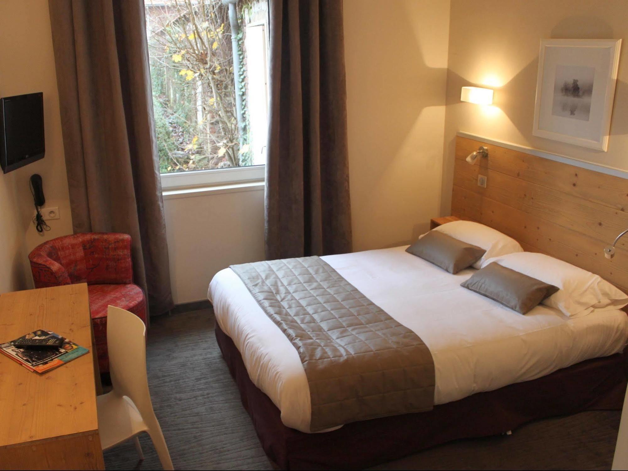 Logis & Restaurant - Le Manoir De Hotel Gavrelle
