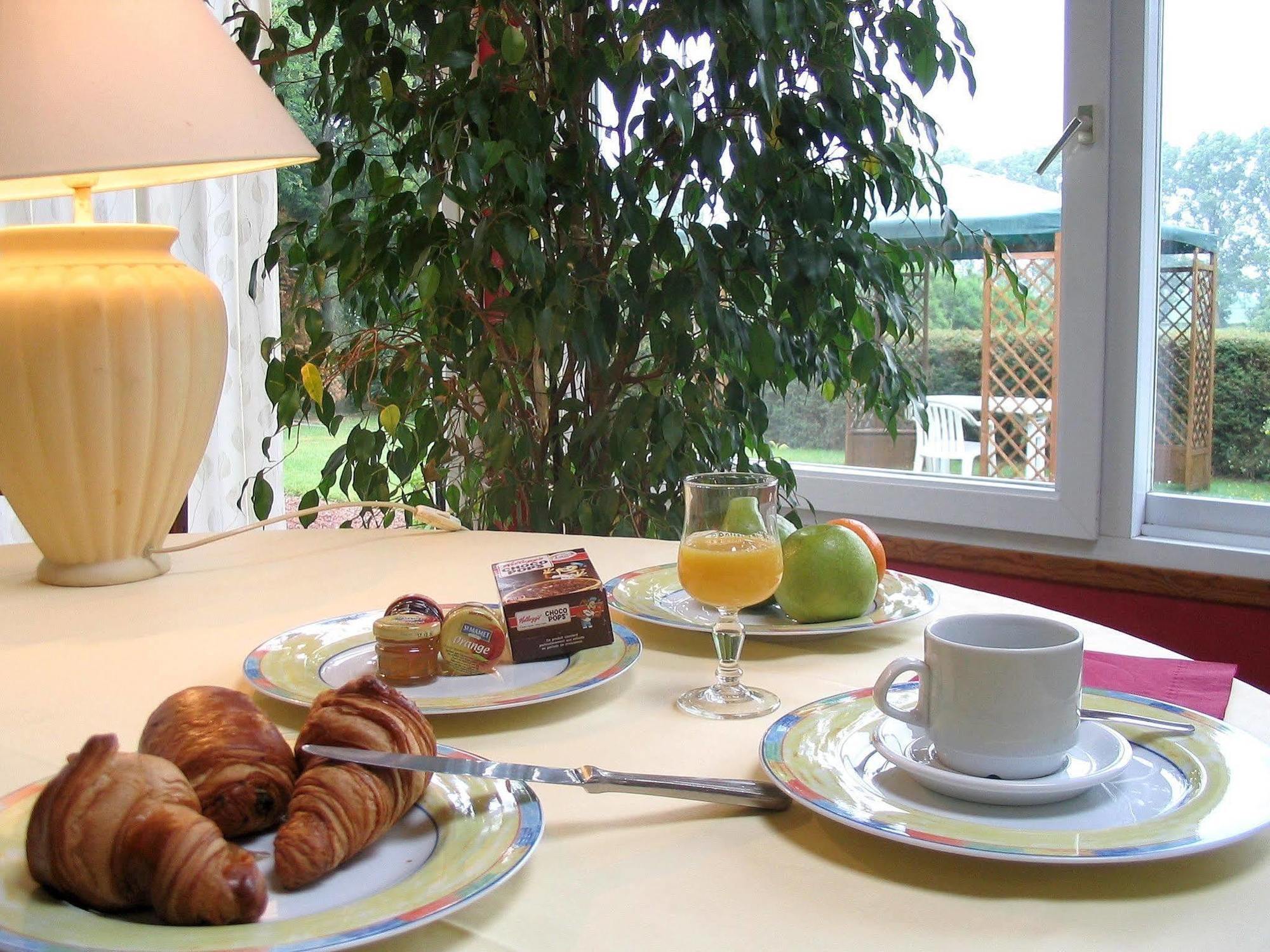 Logis & Restaurant - Le Manoir De 3*