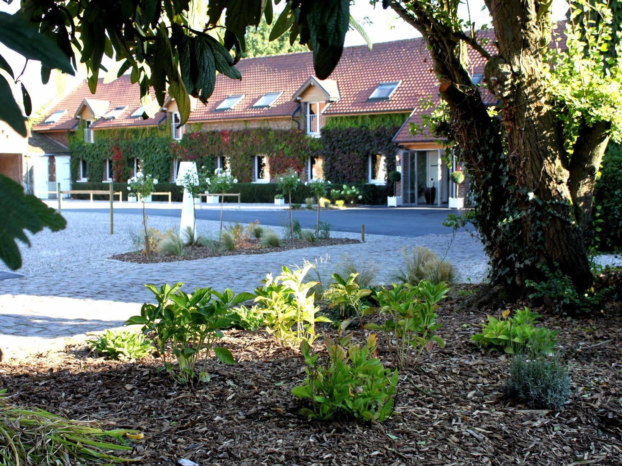 Logis & Restaurant - Le Manoir De 3* Gavrelle